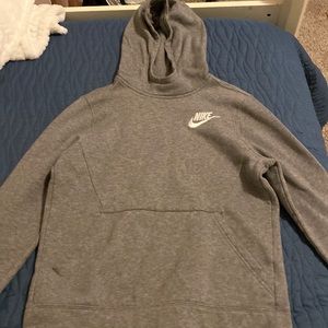 Nike pullover/hoodie